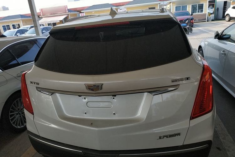 Used Cadillac XT5 2018 25T Luxury Model
