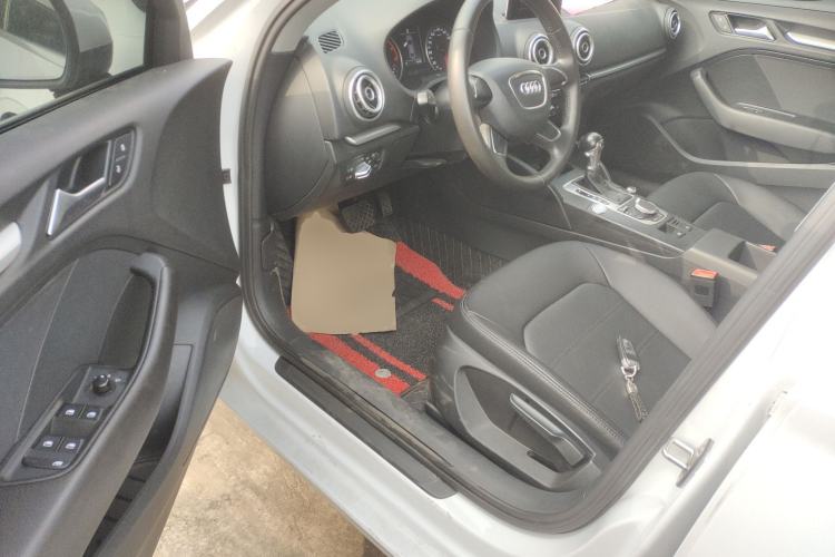 Used Audi A3 2014 Limousine 35 TFSI Automatic Advanced Model
