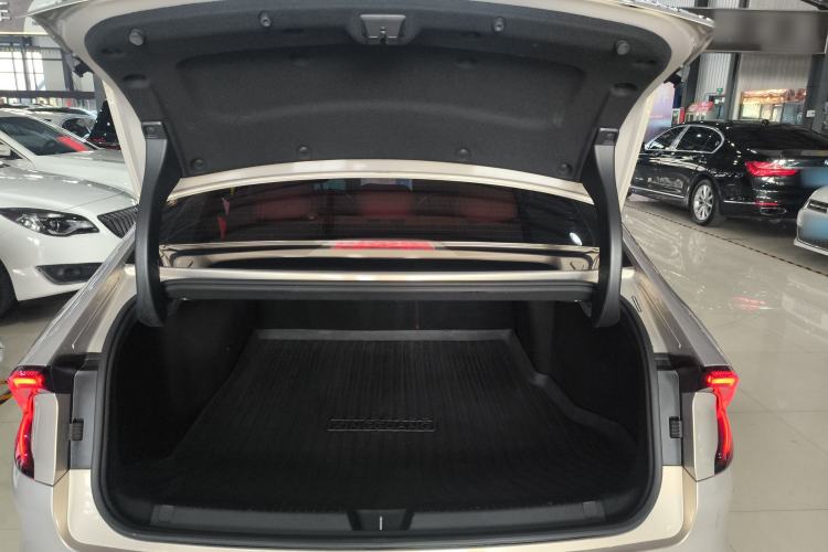 Used Wuling Xingguang 2024 Co-Creation Edition 510 Advanced Model
