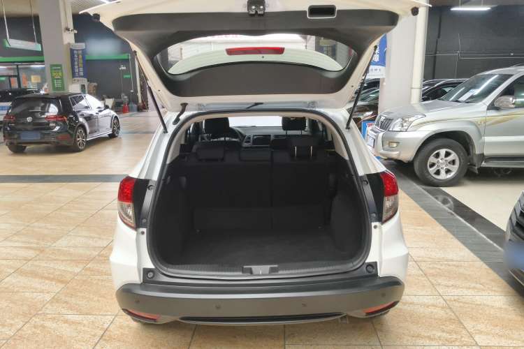 Used Honda Vezel 2020 1.5L CVT Elite Edition
