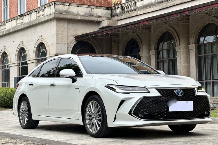 Used Toyota Avalon 2022 Dual-Engine 2.5L XLE Premium Edition

