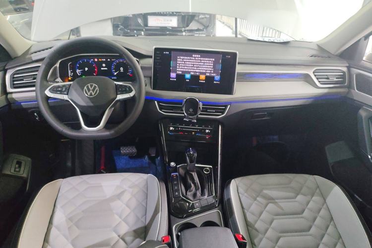 Used Volkswagen Tayron 2023 330TSI Two-Wheel-Drive R-Line High-Energy Version
