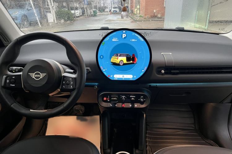 Used  Electric MINI COOPER 2024 456km COOPER E Classic Edition