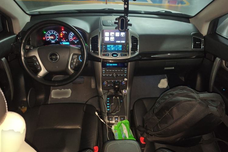 Used Chevrolet Captiva 2014 2.4L 4x4 Flagship Edition 7 Seats
