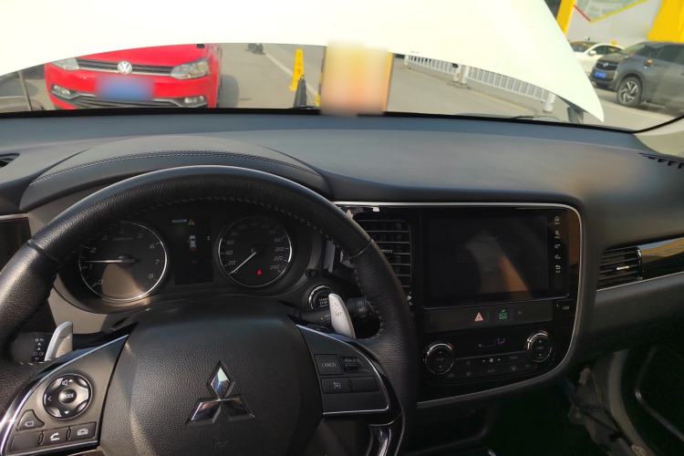 Used Mitsubishi Outlander 2021 2.4L 4x4 DynaDrive Edition 5 Seats