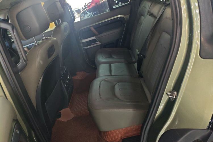 Used Land Rover Defender 2022 110 P400 Dark Edition