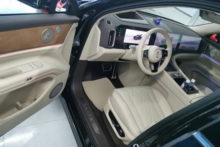 Used Hima AITO M9 2024 Range-Extended Ultra Version 42 kWh 6-Seater Model
