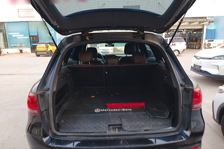 Used Mercedes-Benz GLC 2020 GLC 260 L 4MATIC Dynamic Model