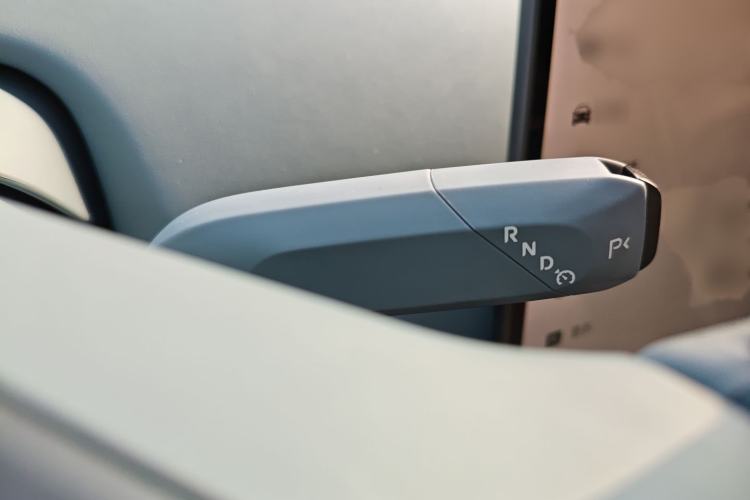 Used  12 2024 700 Three-Laser Rear-Wheel Drive Luxury Edition
