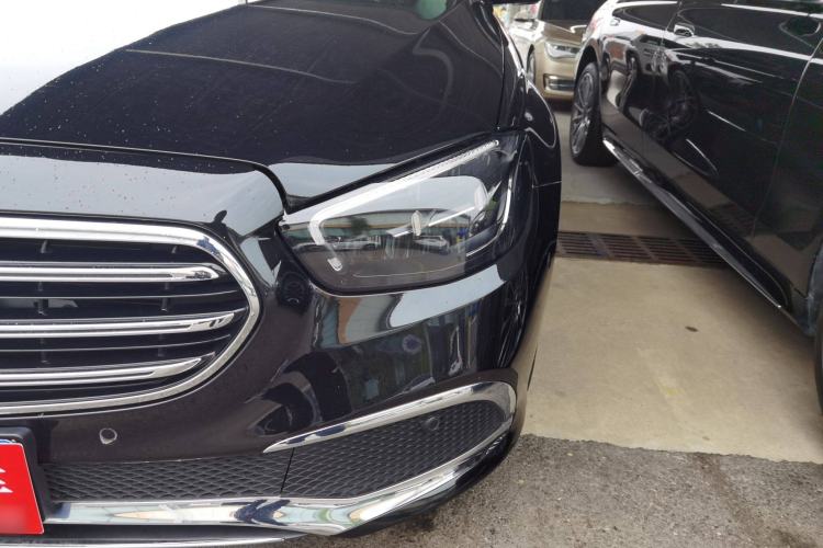 Used Mercedes-Benz E-Class 2023 Facelift E 260 L
