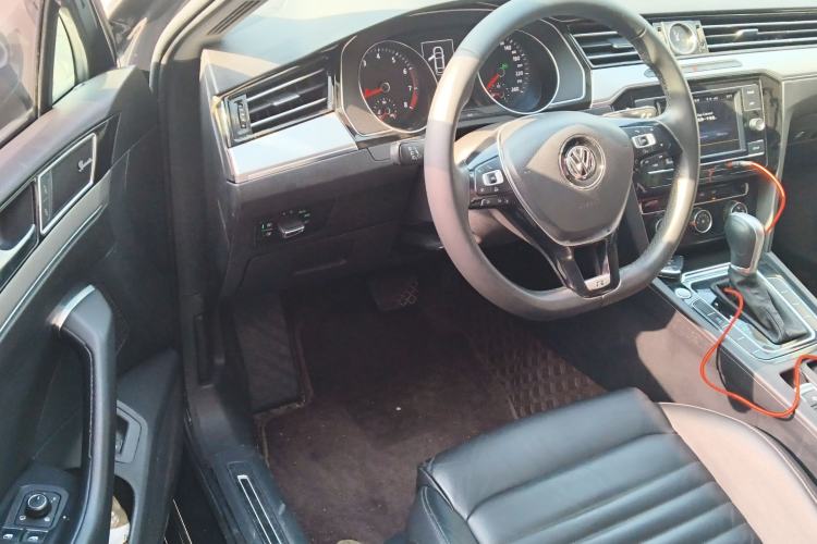 Used Volkswagen Magotan 2018 330TSI DSG Advanced Model
