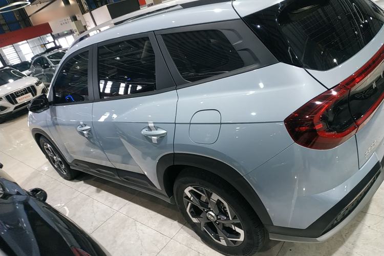 Used Hyundai ix35 2023 Musso 2.0L Flagship Edition TOP
