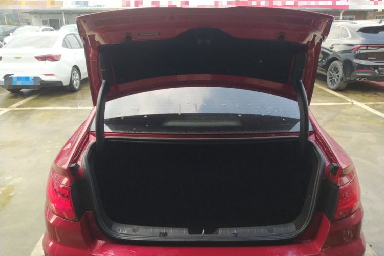 Used Geely Auto Emgrand GL 2017 1.8L Manual Elite Model
