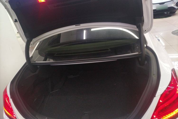 Used Mercedes-Benz C-Class 2018 C 180 L Fashion Edition Sport Version