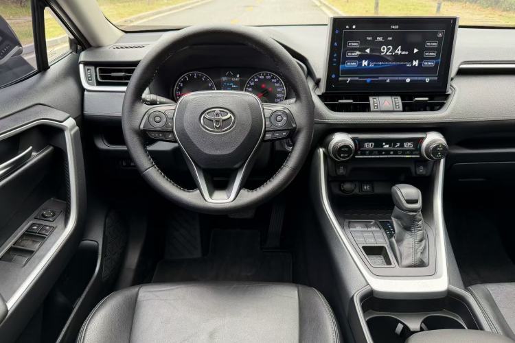 Used Toyota Wildlander 2020 2.0L CVT 4x4 Luxury Edition
