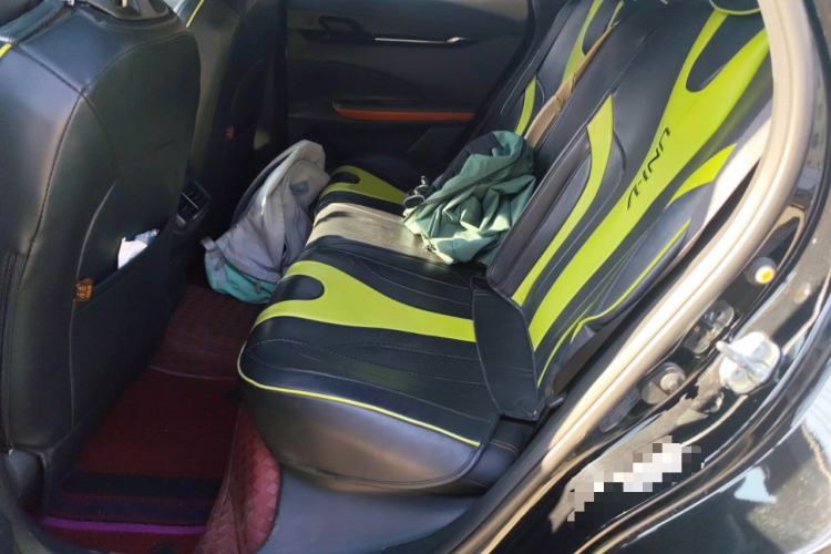 Used Changan UNI-V 2022 1.5T Prestige Version