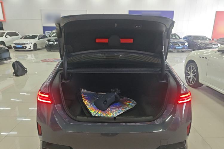 Used BMW 5 Series 2024 530Li Luxury Edition M Sport Package