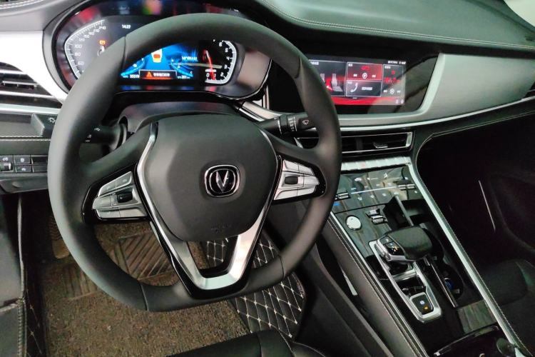 Used Changan CS85 COUPE 2019 1.5T DCT Version China VI Standard
