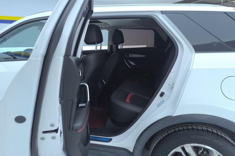 Used Changan CS55 2018 1.5T Automatic Colorful Edition China V Standard
