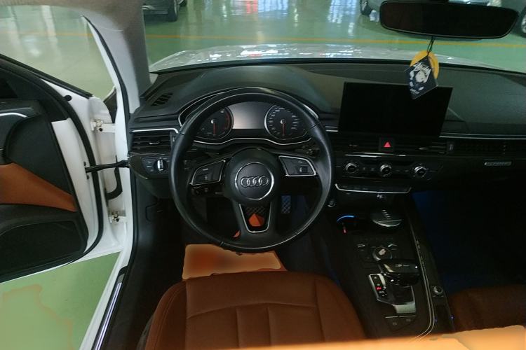 Used Audi A4L 2019 40 TFSI Ambition China VI