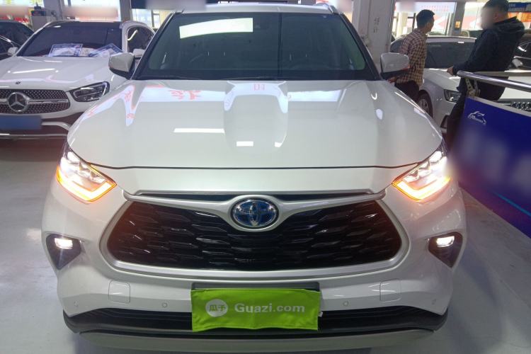 Used Toyota Highlander 2023 2.5L Smart Electric Hybrid Dual-Engine Four-Wheel Drive Prestige Version – 7 Seats