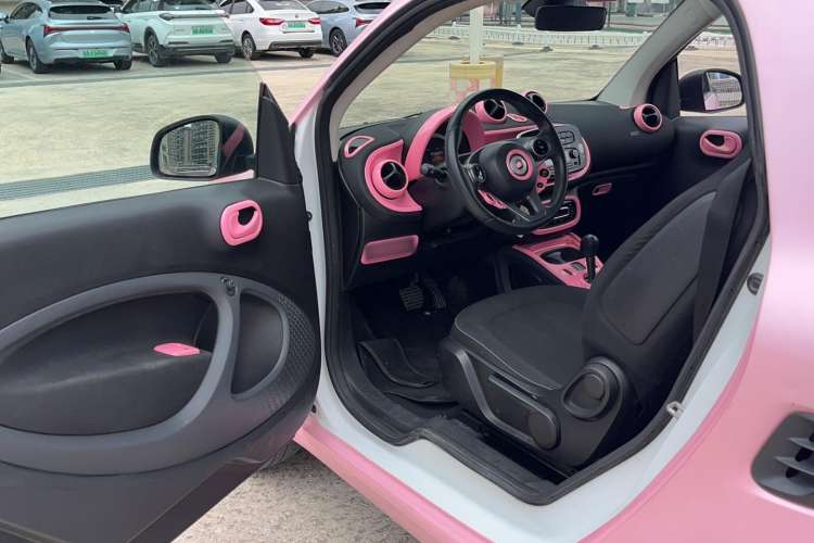 Used  fortwo 2015 1.0L 52 kW Hardtop Passion Edition
