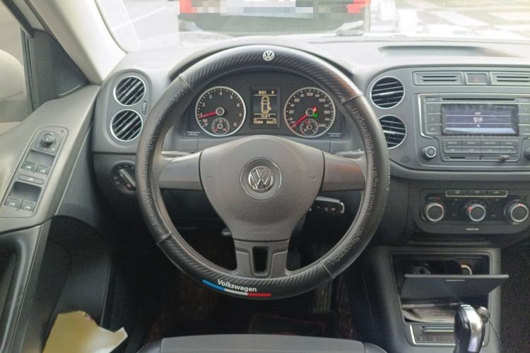 Used Volkswagen Tiguan 2016 280TSI Automatic Two-Wheel-Drive Silk Road Style Edition
