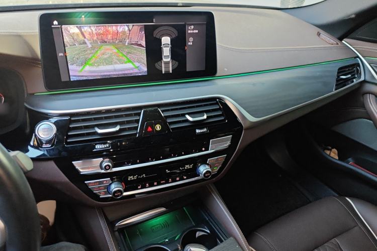 Used BMW 5 Series 2023 530Li Leading Model M Sport Package