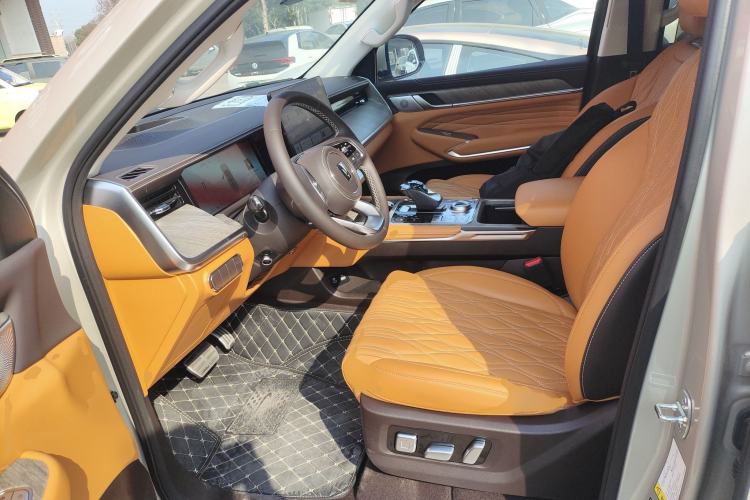 Used Tank 500 New Energy 2025 Hi4-Z
