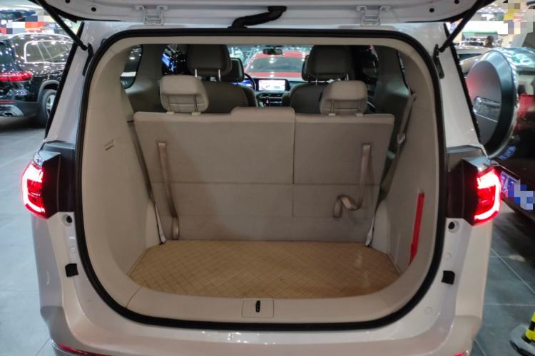 Used Buick GL8 2023 ES Lu Zun Comfort Model
