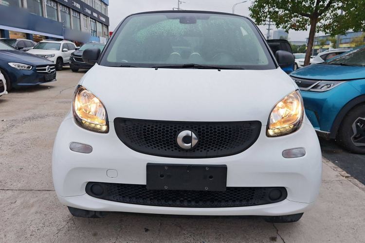 Used  fortwo 2018 1.0L 52kW Hardtop Dynamic Version China V
