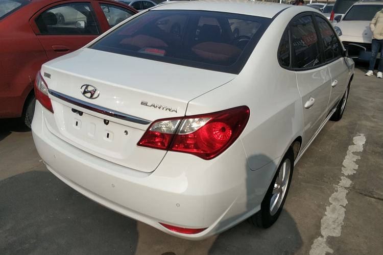 Used Hyundai Celesta 2015 1.6L Automatic Comfort Model
