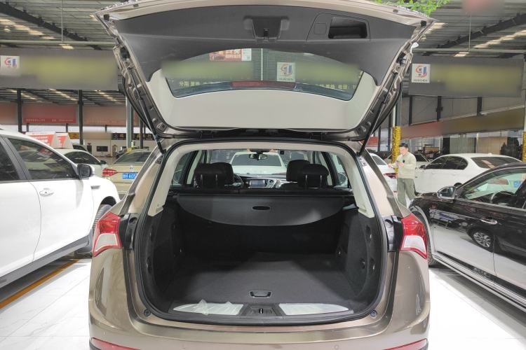 Used Buick Envision 2019 20T Two-Wheel Drive Elite Version China VI Standard
