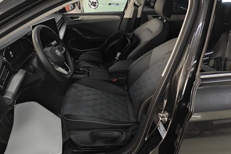 Used Volkswagen Sagitar 2025 Revised Version Three 300TSI DSG Excellence Edition