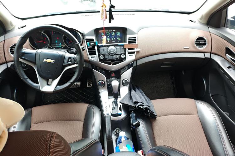 Used Chevrolet Cruze 2013 Hatchback 1.6L Automatic Luxury Model