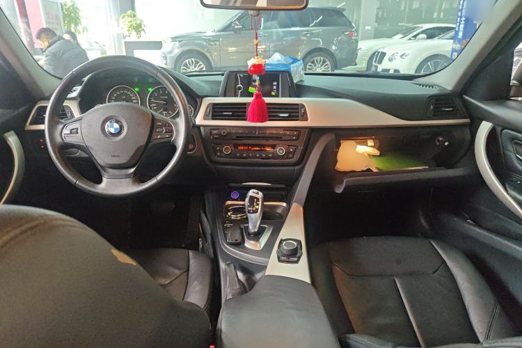 Used BMW 3 Series 2014 320i Sport Edition