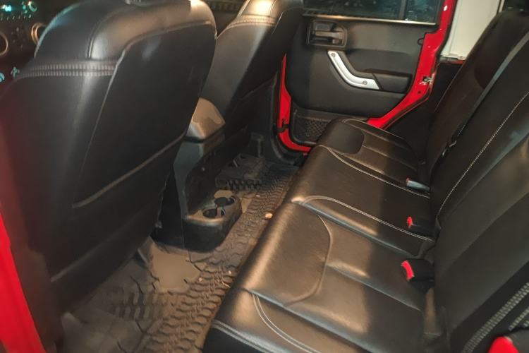 Used  Wrangler 2017 3.0L Sahara Four-Door Comfort Edition