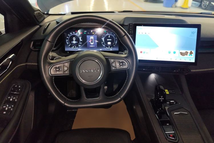 Used Lynk & Co 03 2023 2.0TD DCT H-Power Halo
