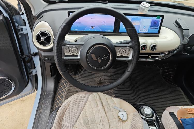 Used Wuling Bingo 2023 410 km Lingxi Deluxe Edition
