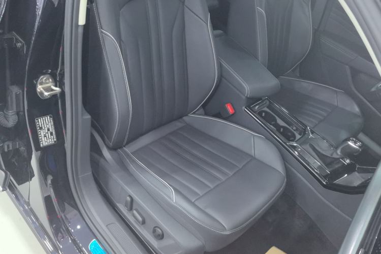 Used Volkswagen Passat 2023 330TSI Starry Elite Edition