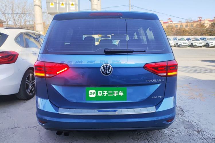 Used Volkswagen Touran 2016 Volkswagen Touran L 280TSI DSG Comfort Edition