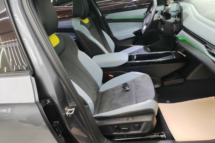 Used Volkswagen ID.4 X 2021 Pro Smart Long-Range Edition
