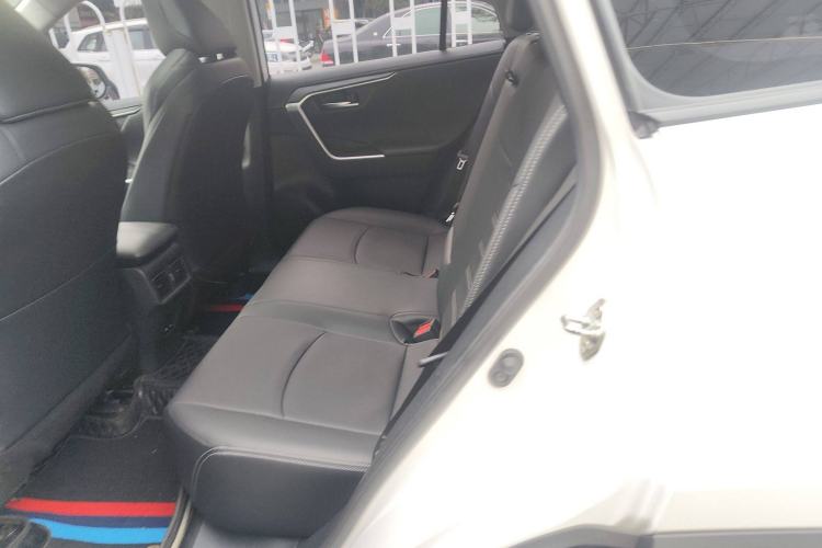 Used Toyota Wildlander 2022 2.0L CVT Four-Wheel Drive Luxury Edition
