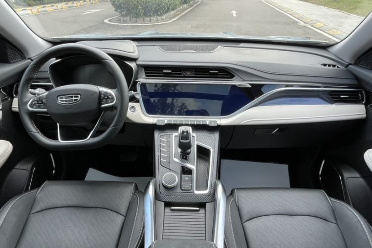 Used Geely Auto Emgrand X7 Sport 2022 Boyue X 1.8TD DCT ZhiZun Edition
