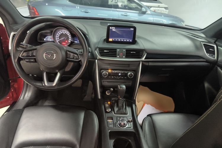 Used Mazda CX-4 2018 2.0L Automatic Two-Wheel Drive Blue Sky Exploration Version China V Standard
