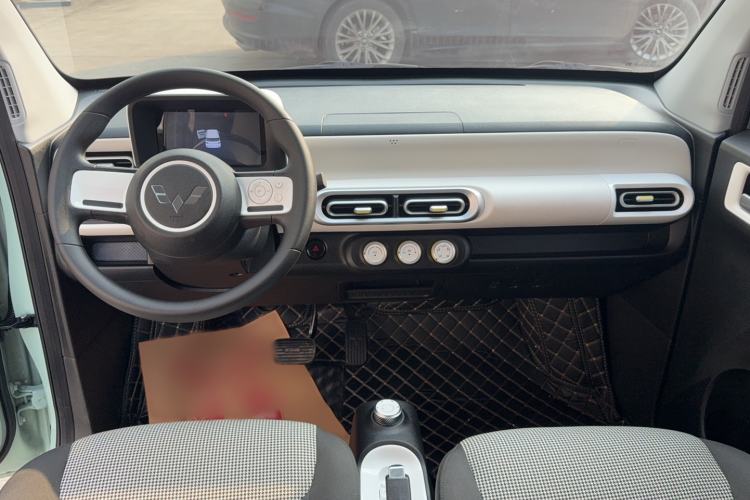 Used Wuling Hongguang MINIEV 2024 3rd Generation 215km Youth Edition
