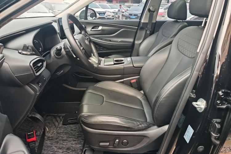 Used Hyundai Santa Fe 2023 Traveler 380T GDi Automatic Two-Wheel Drive GLX Elite Edition
