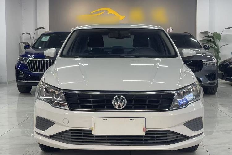 Used Volkswagen Jetta 2017 1.4L Manual Fashion Edition
