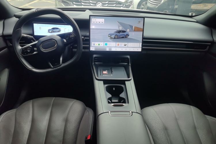 Used Lynk & Co 07 2024 EM-P 126 Long-Range Ultra
