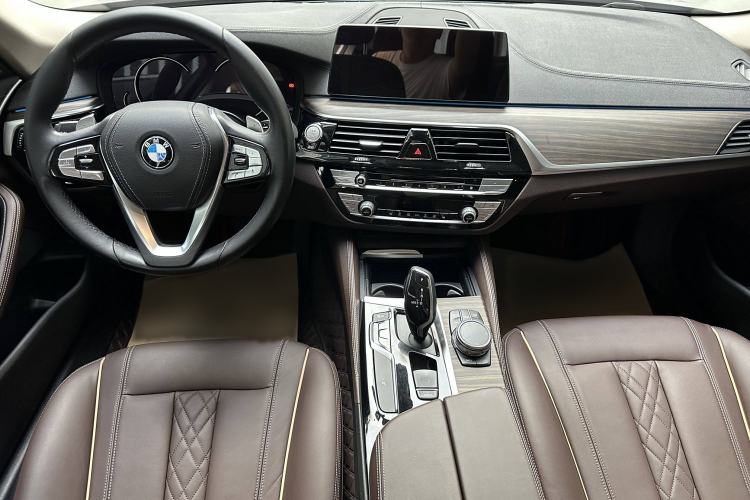 Used BMW 5 Series 2018 Revised Version 530Li Leading Edition Luxury Package
